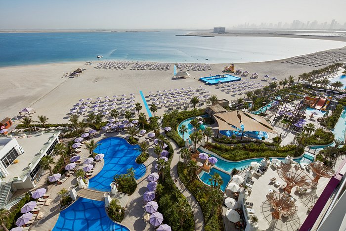 Coastal resort development rendering for Dubai Islands by Nakheel